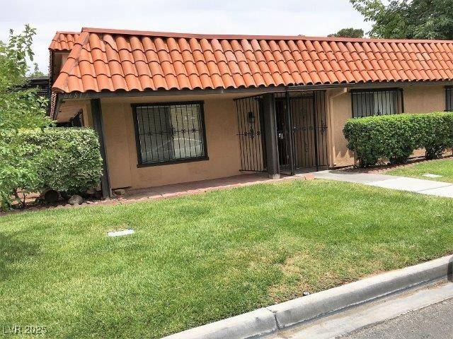 Las Vegas, NV 89107,6681 Bubbling Brook DR #A
