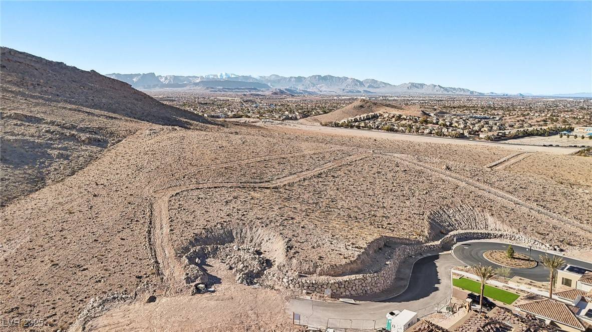 Las Vegas, NV 89141,2 Shadow Canyon CT