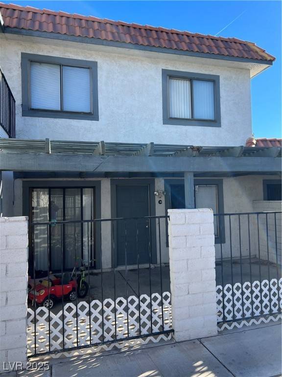 Las Vegas, NV 89128,1009 Willow Tree DR #C