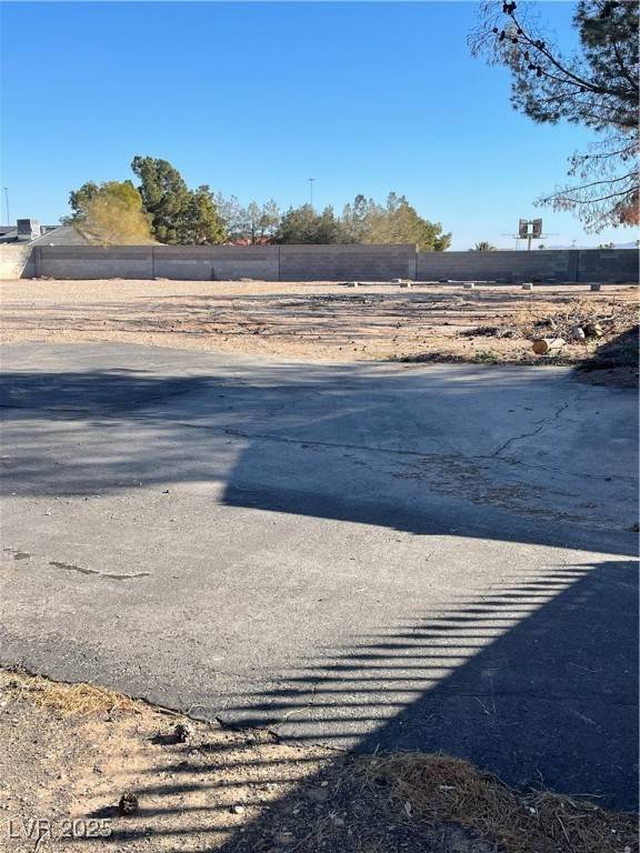 Las Vegas, NV 89139,3284 W Pebble RD