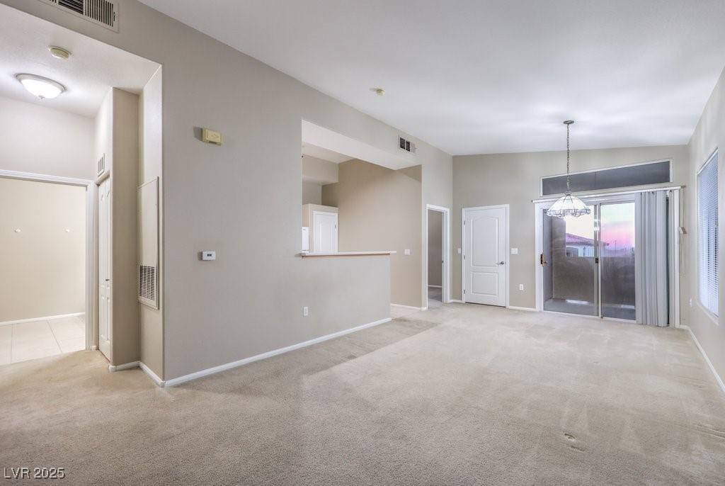 Las Vegas, NV 89129,3351 Indian Shadow ST #204