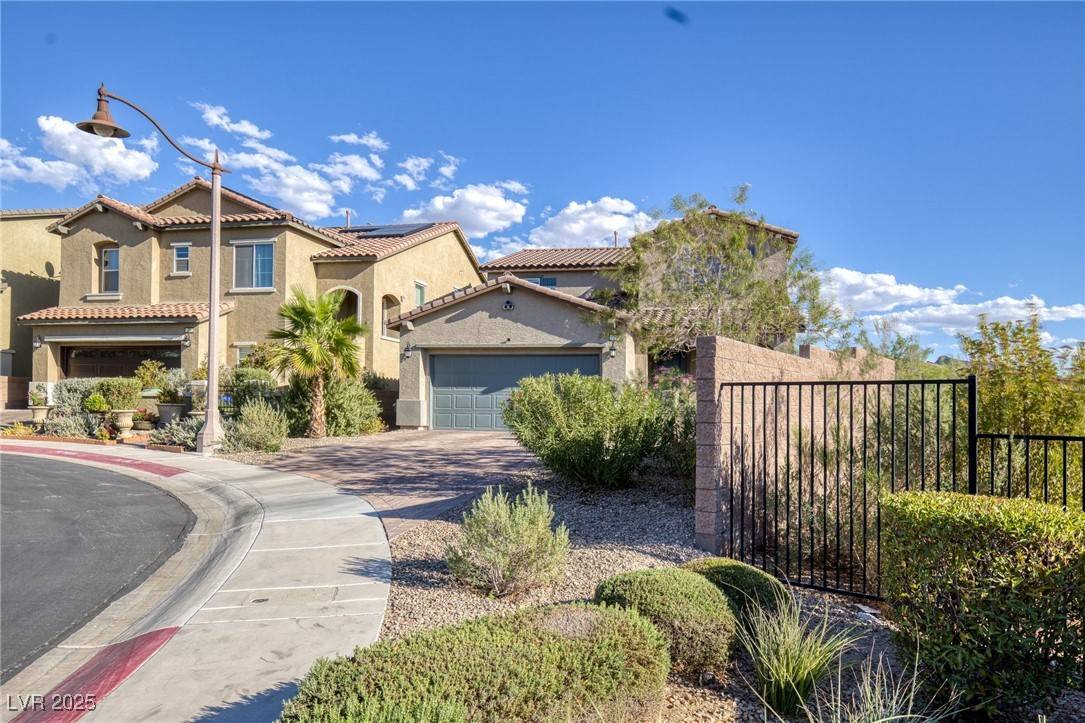 Henderson, NV 89011,25 Via Corvina