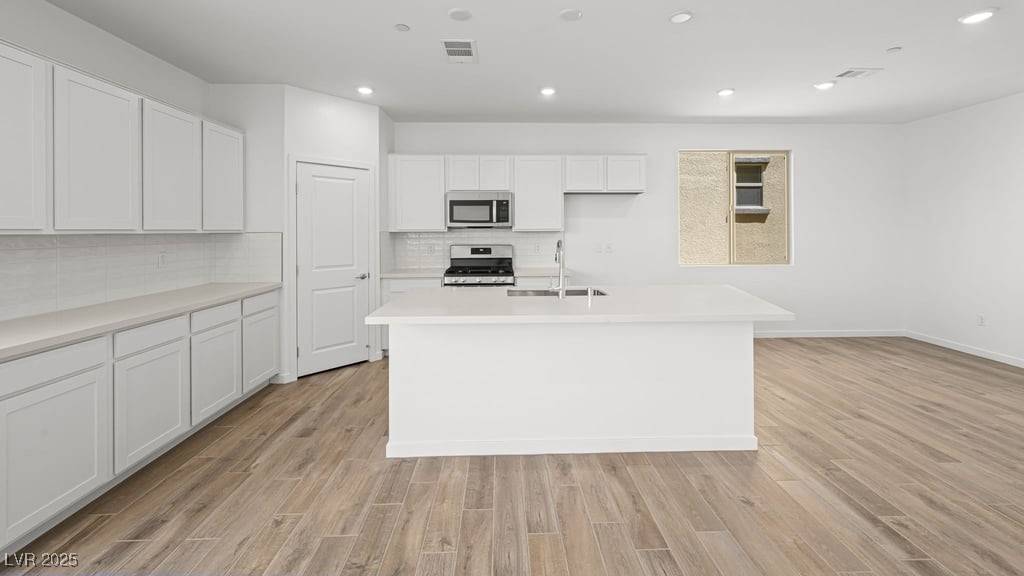 Henderson, NV 89015,334 Taylor ST