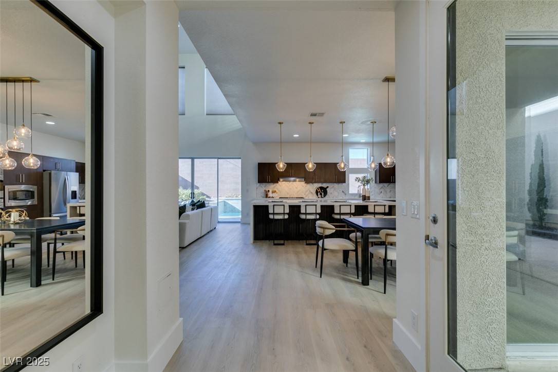 Las Vegas, NV 89117,2631 Mystere CT