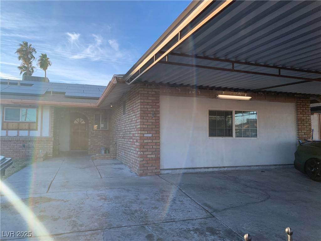 Las Vegas, NV 89106,35 Jade CIR