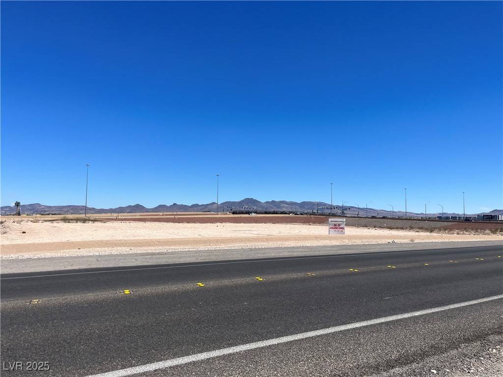 Las Vegas, NV 89141,10410 Dean Martin Dr
