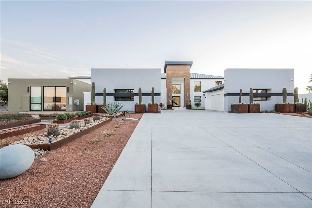 Las Vegas, NV 89149,7815 W La Madre WAY