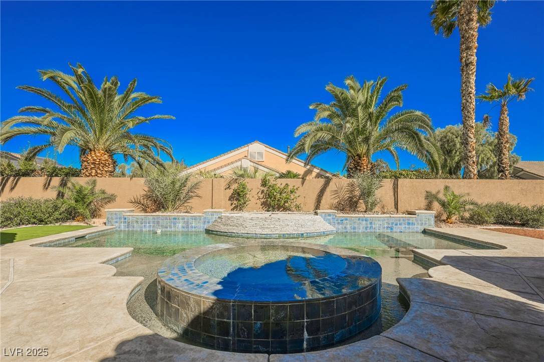 Las Vegas, NV 89131,6706 Pyracantha Glen CT