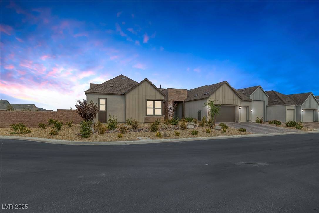 Las Vegas, NV 89113,8838 Sorrel Hills CT