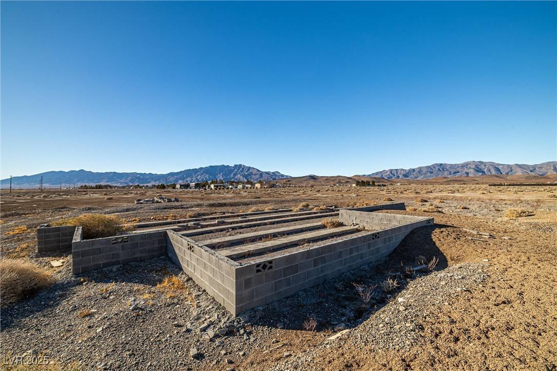 Pahrump, NV 89048,4051 Forest RD