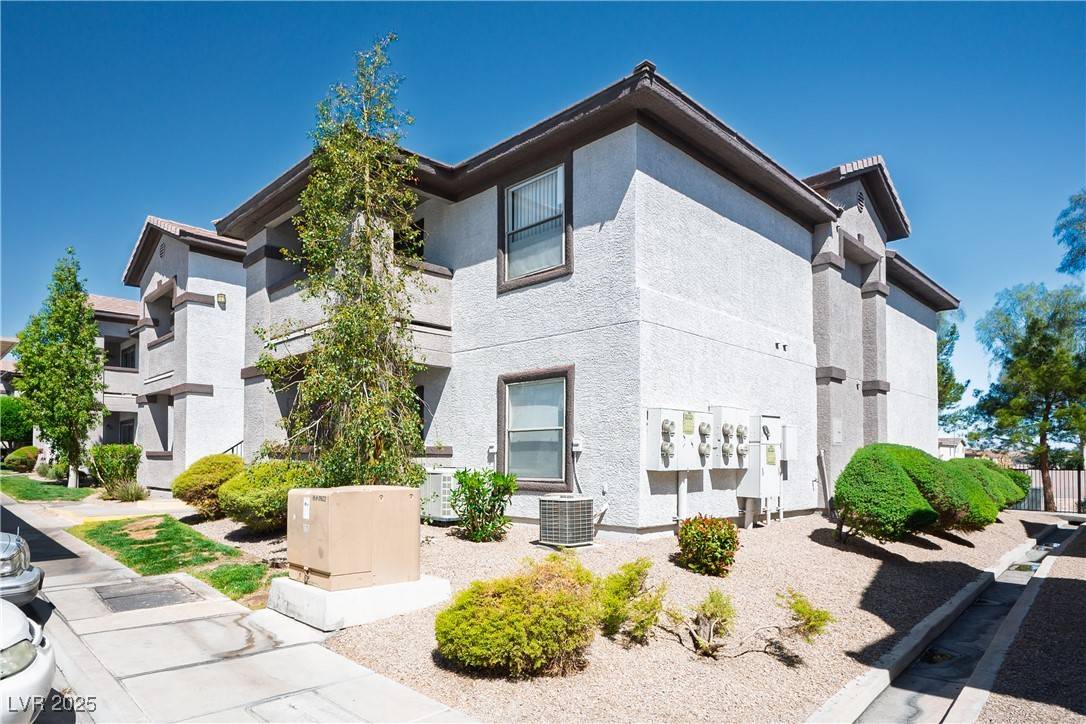 Henderson, NV 89074,45 Maleena Mesa ST #223