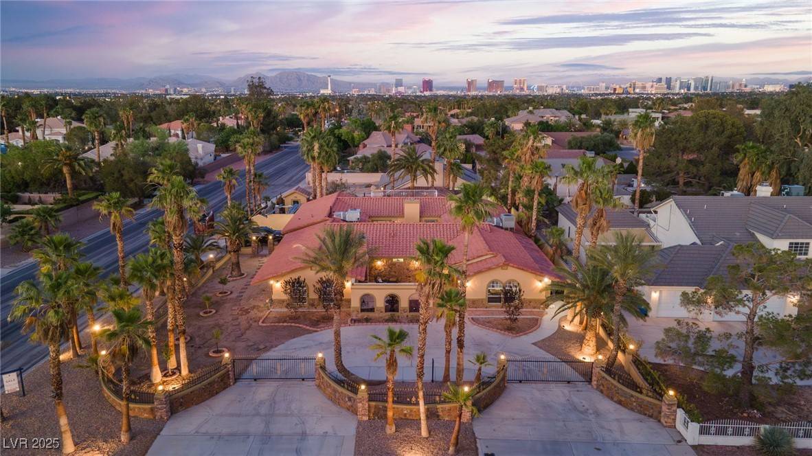 Las Vegas, NV 89117,2920 S Tioga WAY