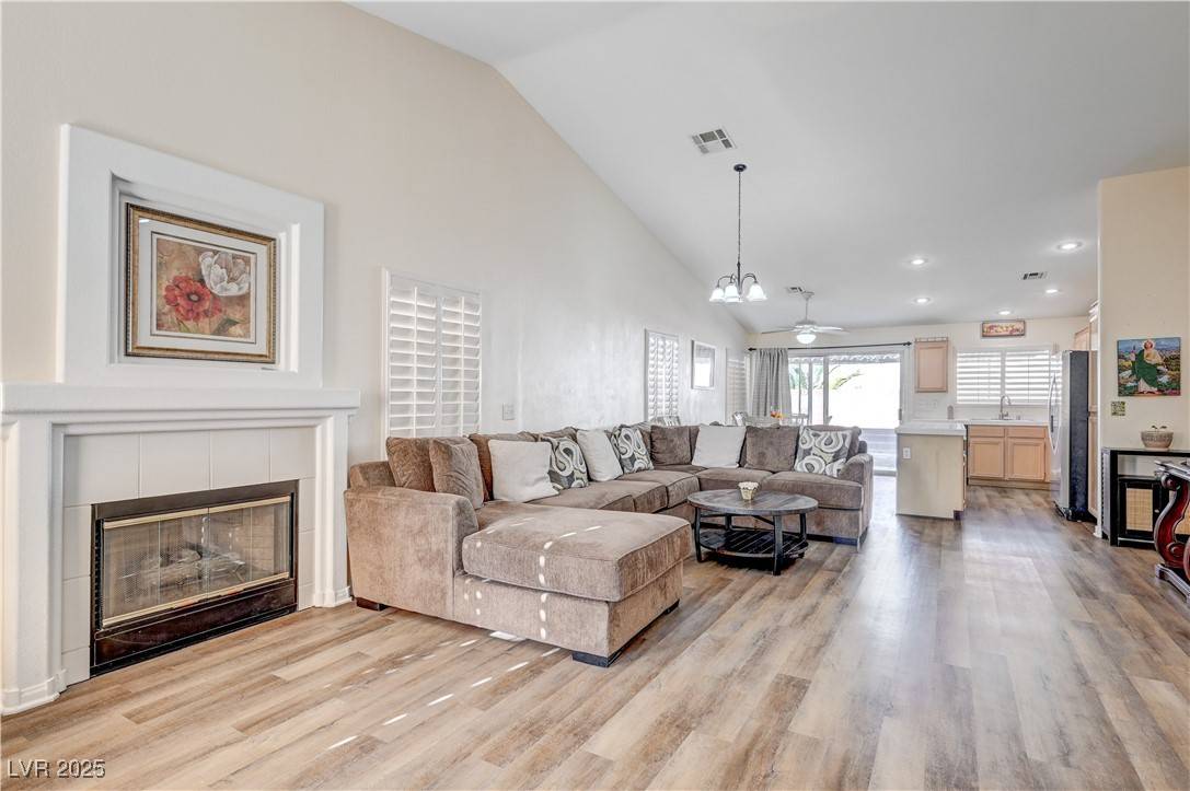 Las Vegas, NV 89147,3790 Morning Canyon ST