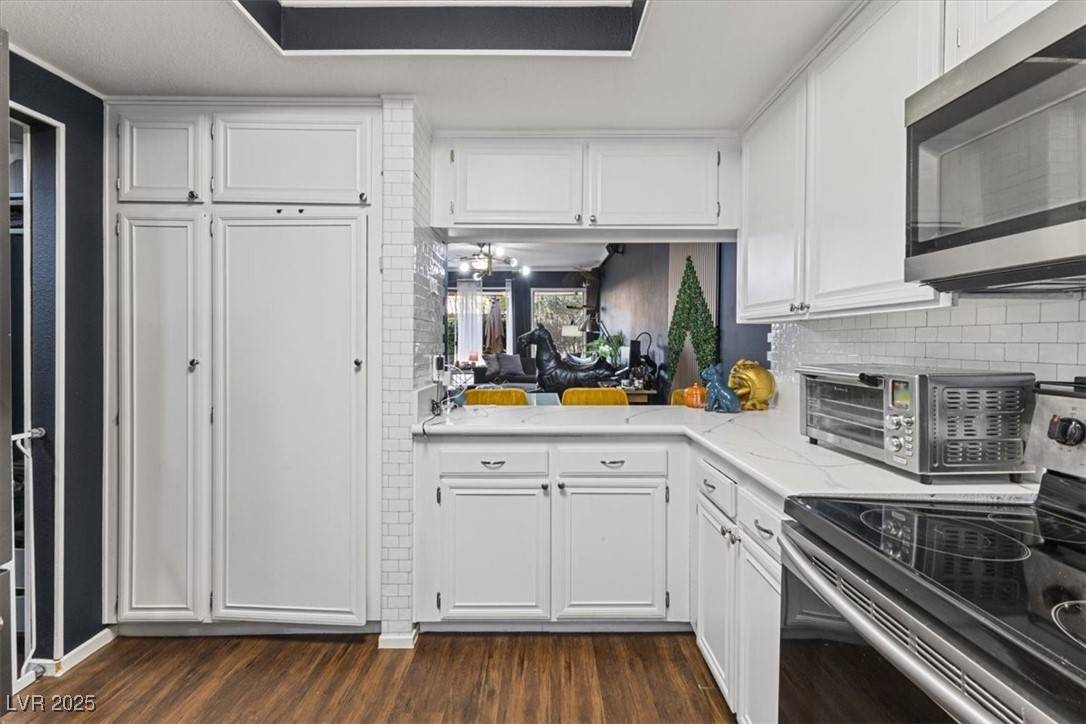 Las Vegas, NV 89121,2477 Vallarta CIR