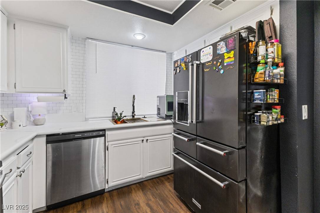 Las Vegas, NV 89121,2477 Vallarta CIR