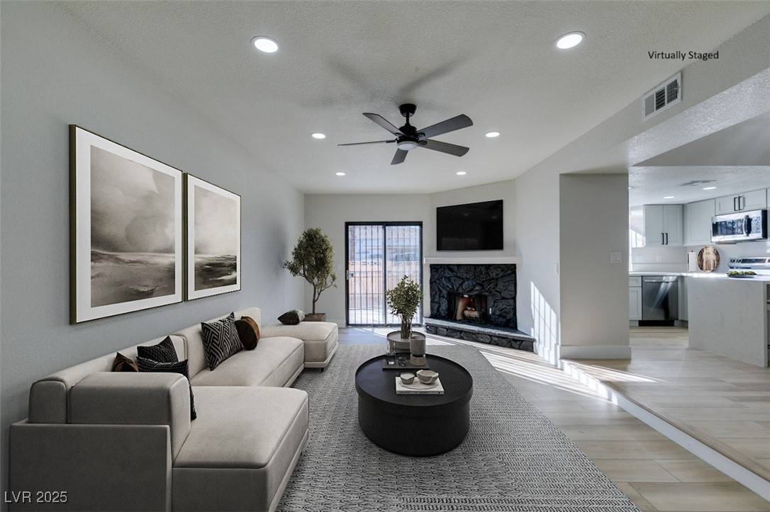 Las Vegas, NV 89121,3367 Vema DR