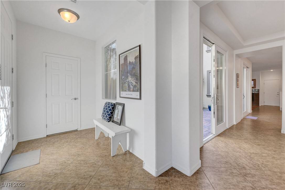 Las Vegas, NV 89135,11416 Belmont Lake DR #104