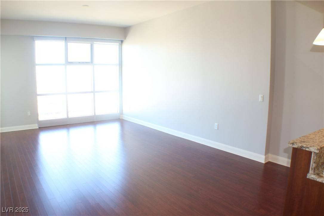 Las Vegas, NV 89101,150 LAS VEGAS BLVD #2203