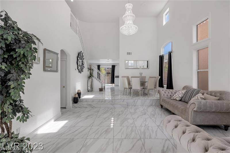 Las Vegas, NV 89147,9893 Canyon Peak DR