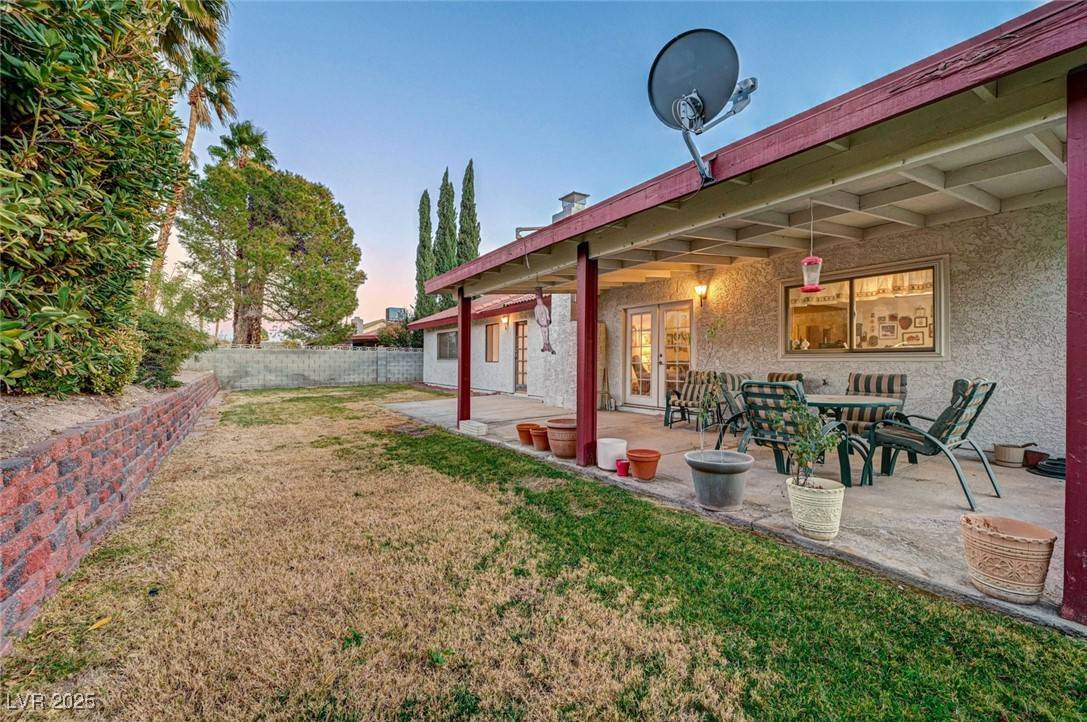Las Vegas, NV 89146,6466 Scotch Pine CIR