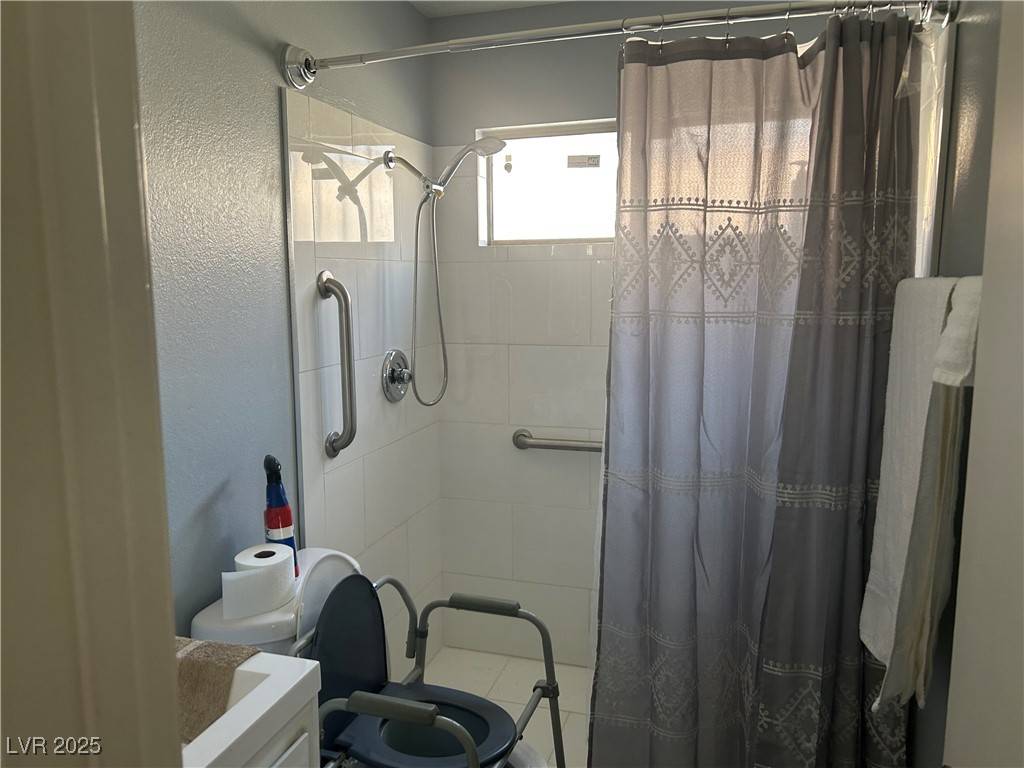 Las Vegas, NV 89120,3034 Chapala