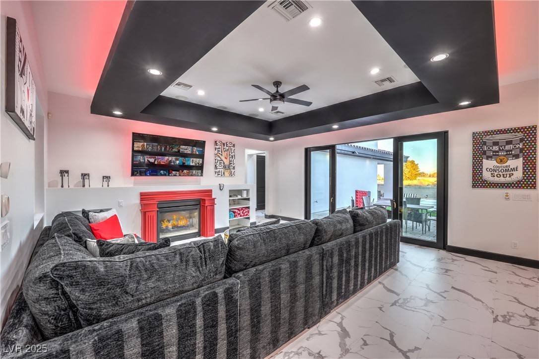 Las Vegas, NV 89123,282 E Maulding AVE