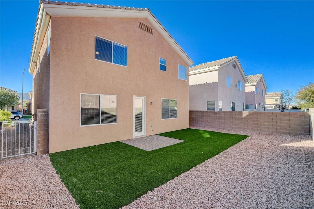 Las Vegas, NV 89148,6742 Gold Yarrow ST