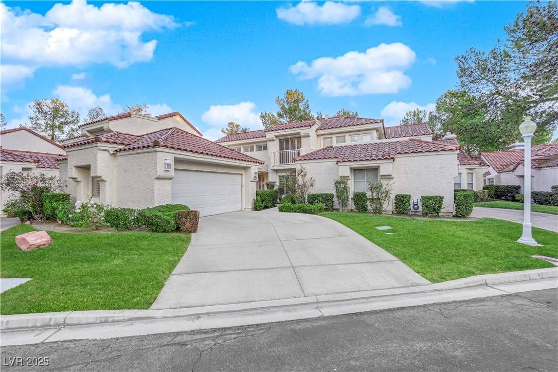 Las Vegas, NV 89113,6948 Emerald Springs LN