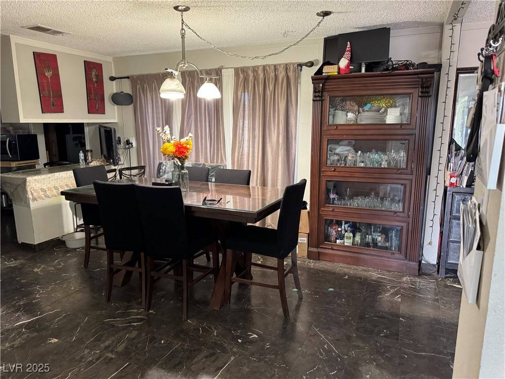 Las Vegas, NV 89169,2180 Palora AVE