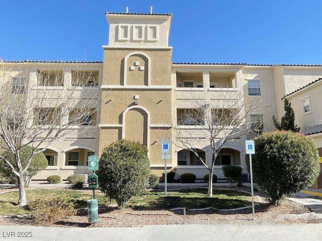 Las Vegas, NV 89148,8777 W Maule AVE #2109