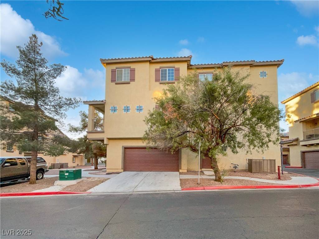 North Las Vegas, NV 89031,5965 Palmilla ST #2