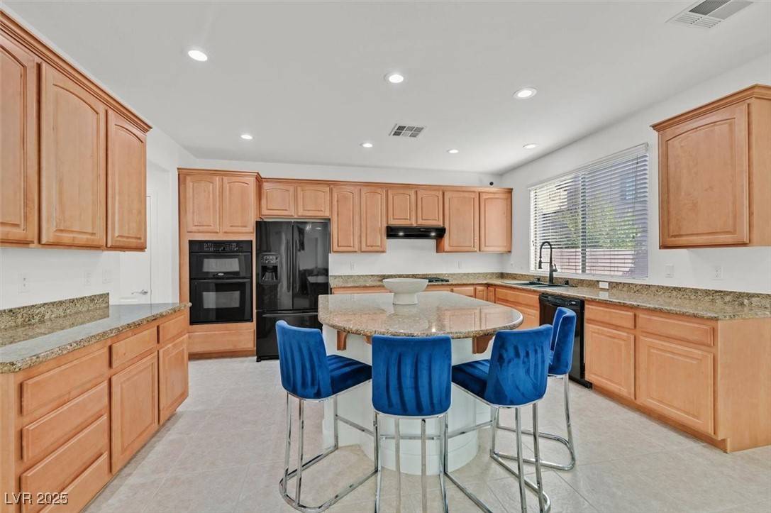 North Las Vegas, NV 89085,8212 Opal Falls ST