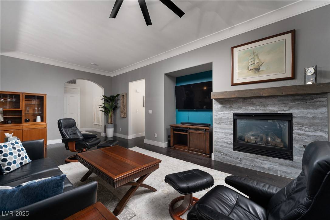 Las Vegas, NV 89149,7620 Chase Hallow ST