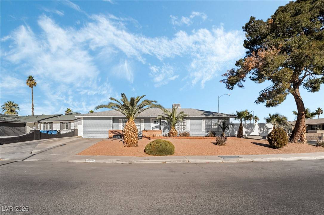 Las Vegas, NV 89121,4818 El Tesoro AVE