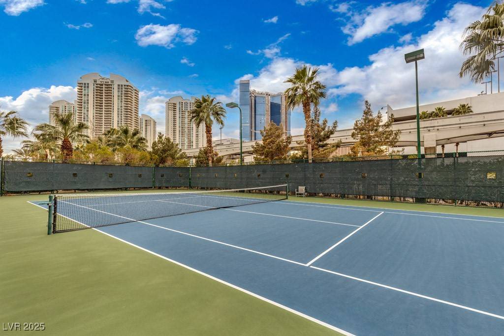 Las Vegas, NV 89109,322 Karen AVE #2402