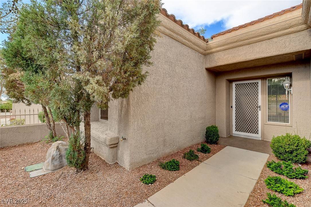 Las Vegas, NV 89134,2452 Sunup DR