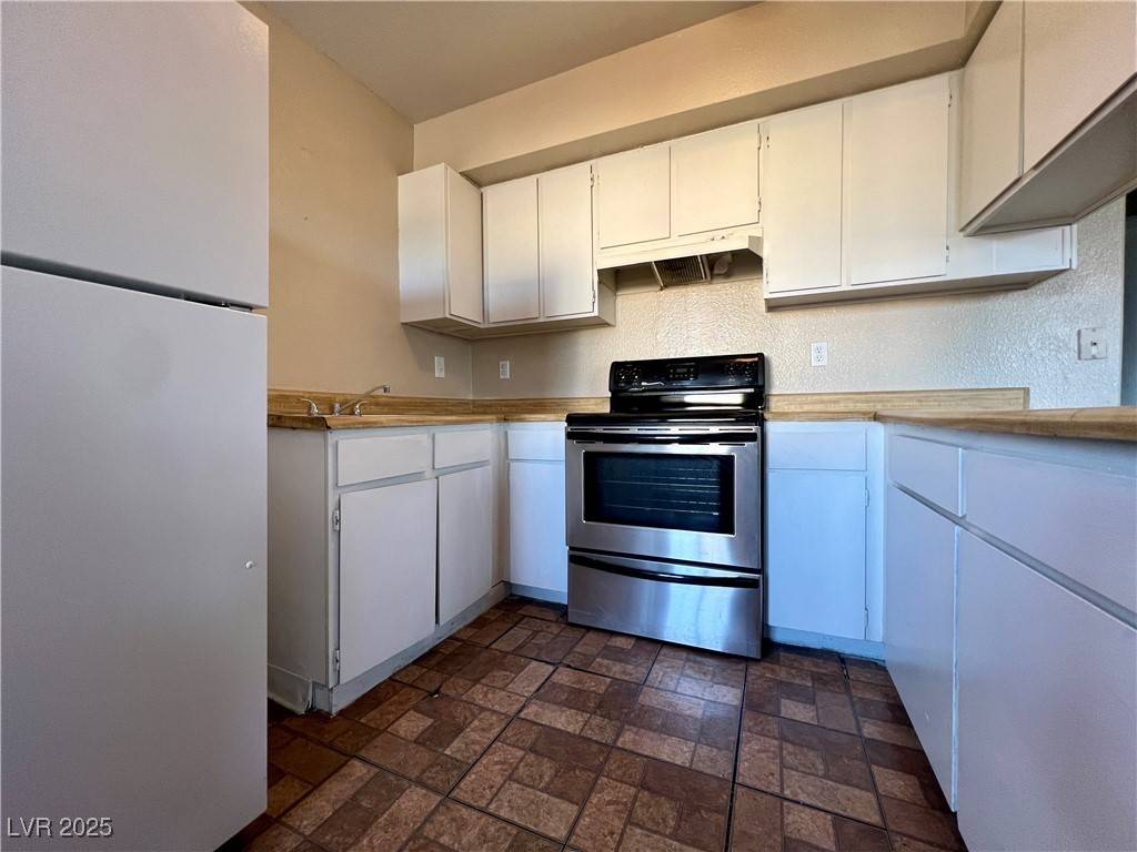 North Las Vegas, NV 89030,1920 Roosevelt ST
