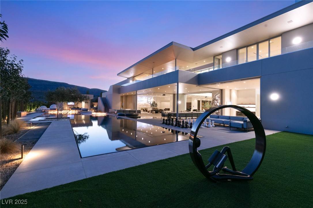 Las Vegas, NV 89135,14 Magic Stone LN