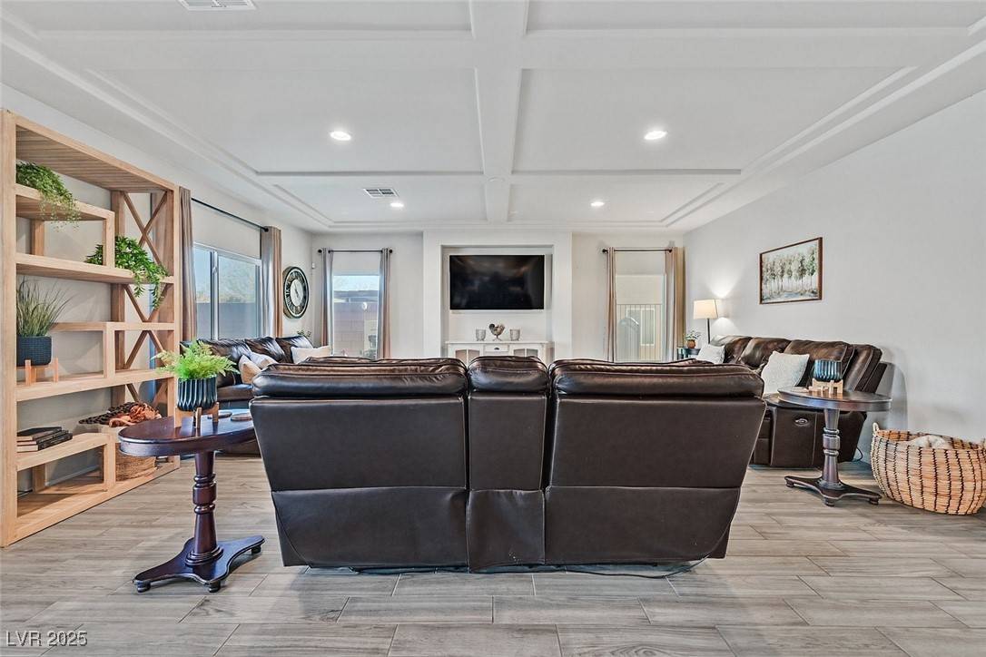 Las Vegas, NV 89139,6456 Grande River CT