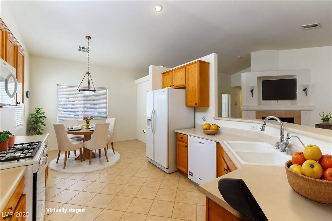 North Las Vegas, NV 89031,3728 Discovery Creek AVE