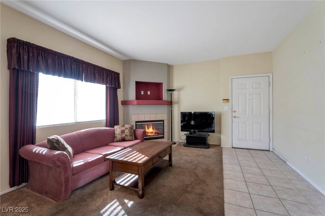 Henderson, NV 89014,1518 Jenny Linn DR #105