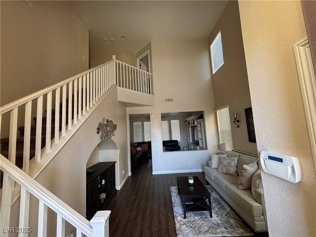 North Las Vegas, NV 89031,1908 W Hammer LN
