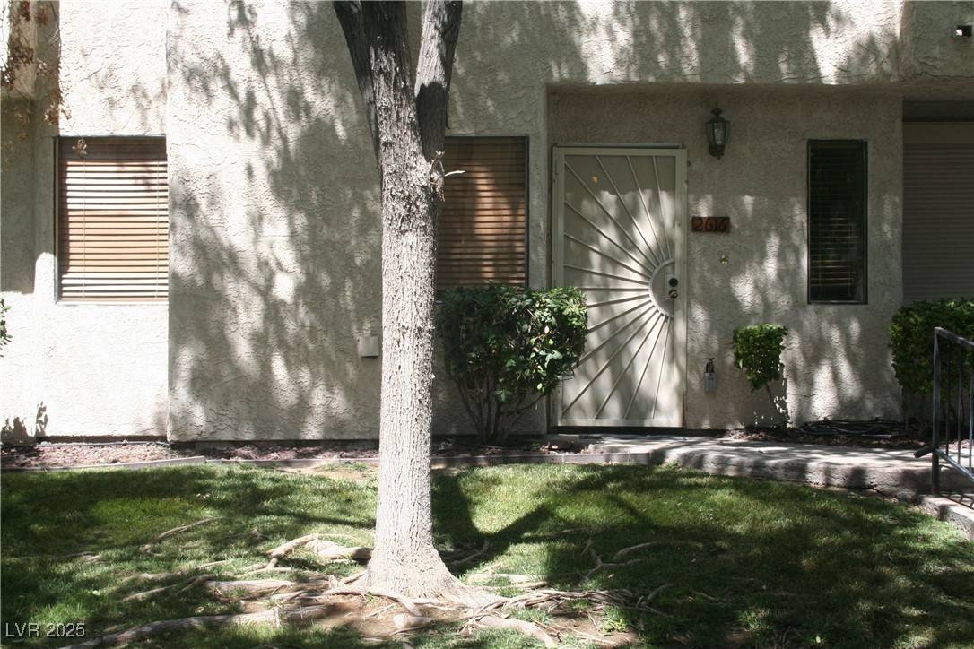 Las Vegas, NV 89121,2616 Aracatuba AVE