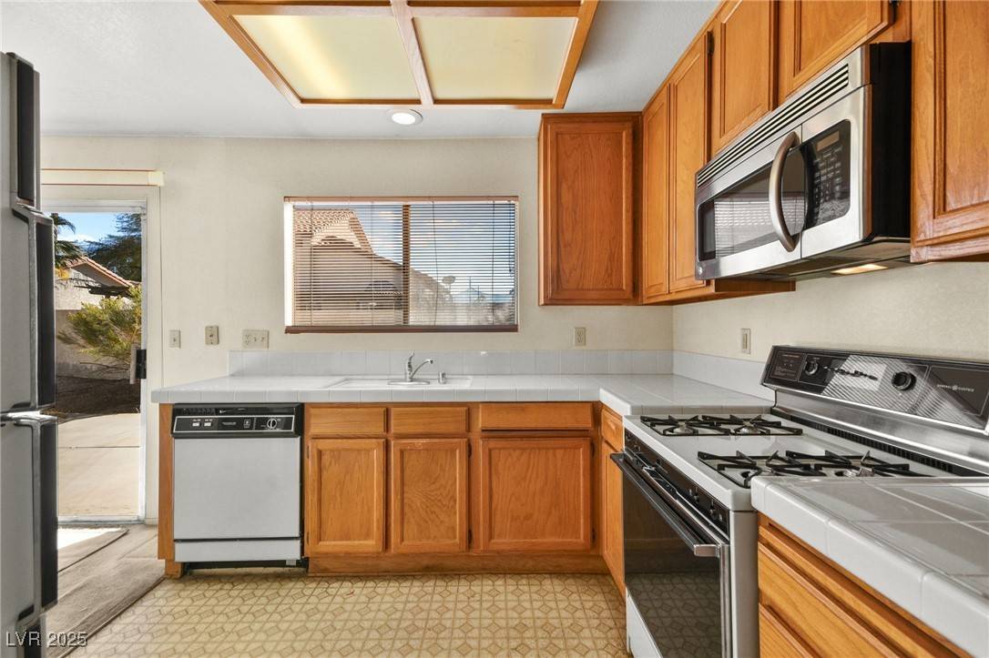 Las Vegas, NV 89123,433 Old Palms DR