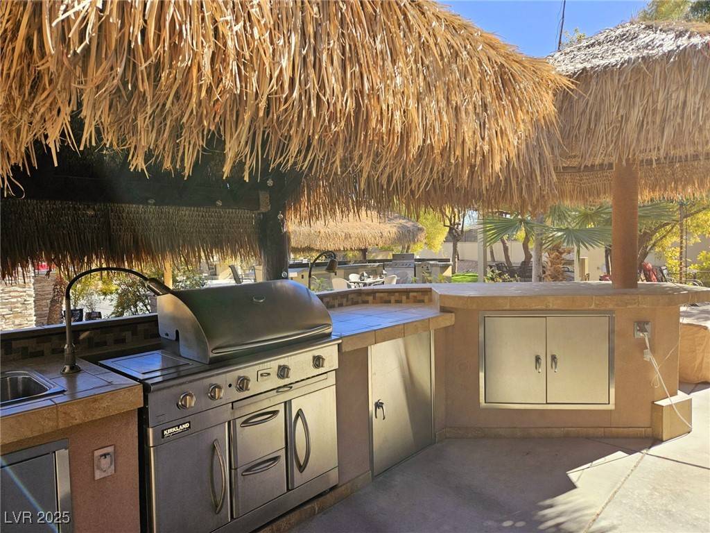 Las Vegas, NV 89139,8175 Arville ST #197