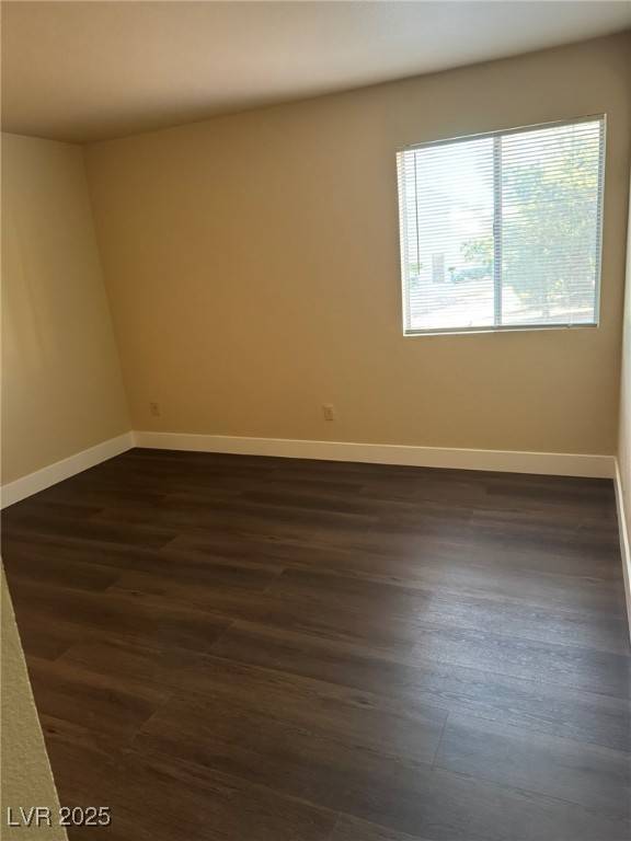 Las Vegas, NV 89103,4965 Indian River DR #103