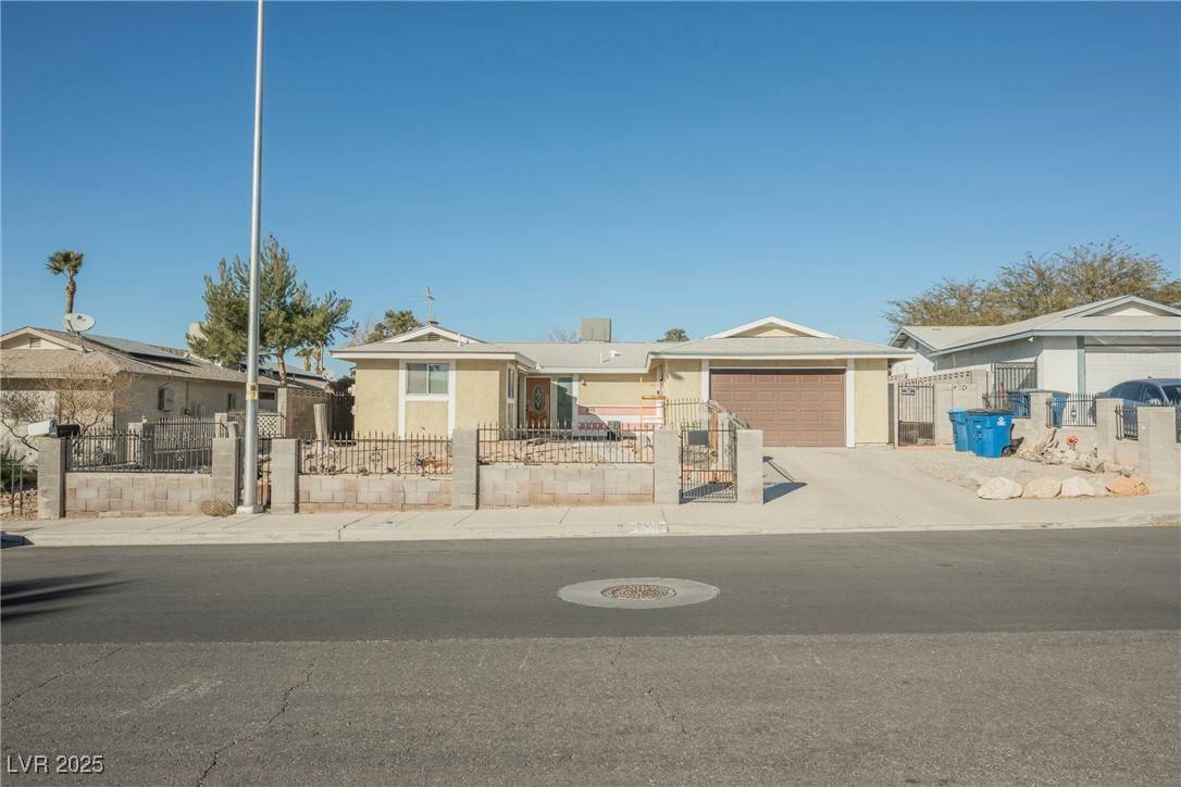 Las Vegas, NV 89156,6770 Laronda LN