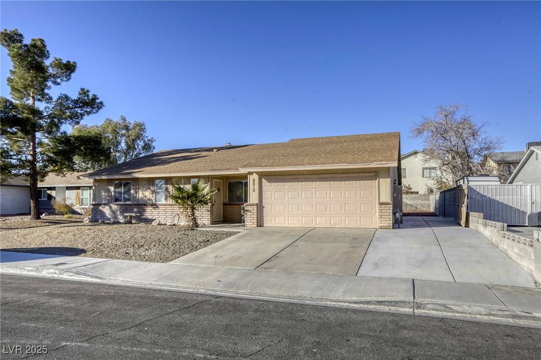 Las Vegas, NV 89108,6812 Greydawn DR