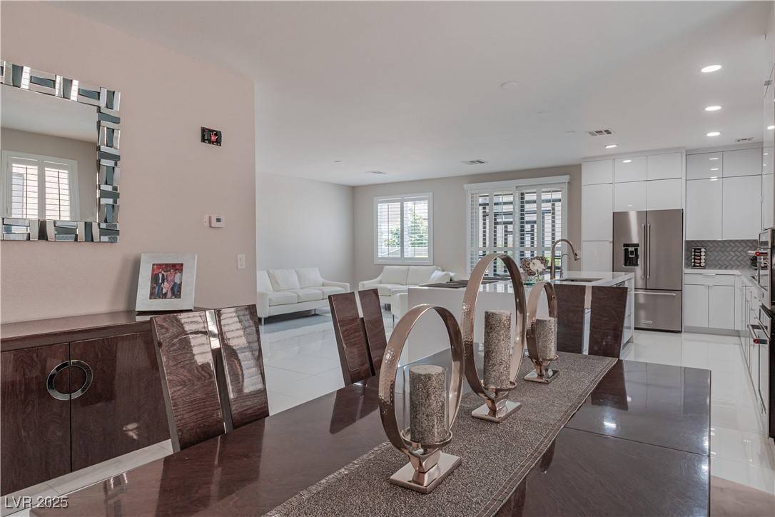 Las Vegas, NV 89142,6788 Lavender Sky CT