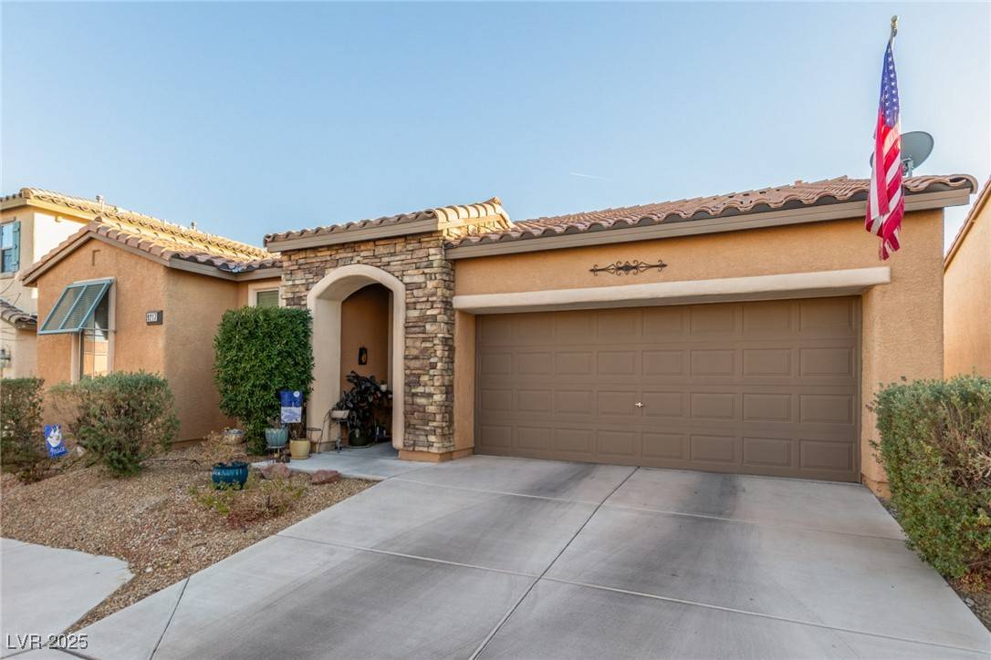 Las Vegas, NV 89149,9217 Longhorn Falls CT